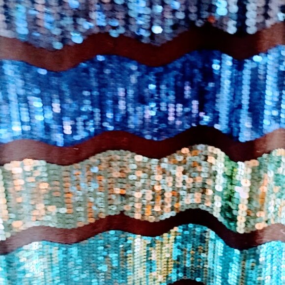 Forever 21 Women's sparkly sequins tank top size small - Picture 9 of 9